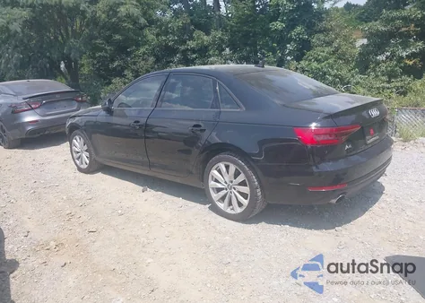 2017 Audi A4 2.0T Premium z USA, uszkodzony, nr VIN WAUGNAF41HA044348